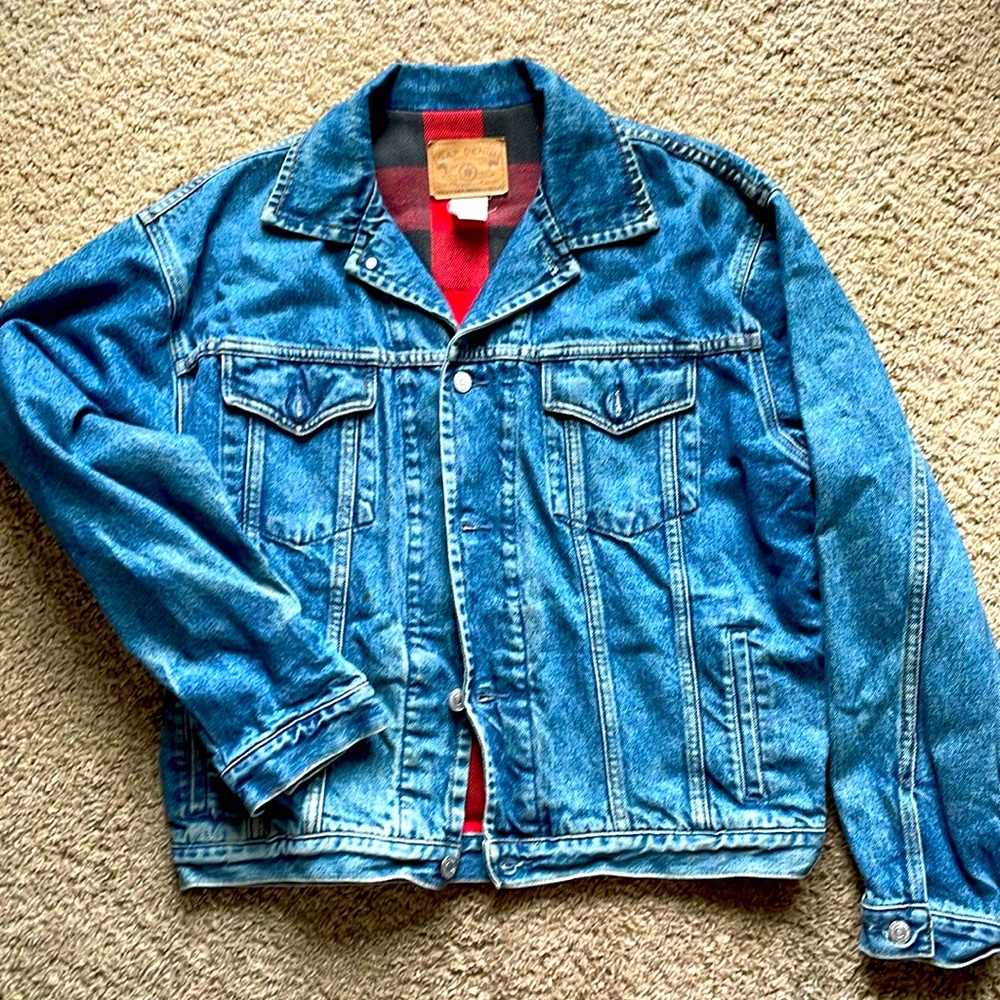 Vintage 1990s Gap Denim Jean Jacket with flannel plaid lining. Size Medium